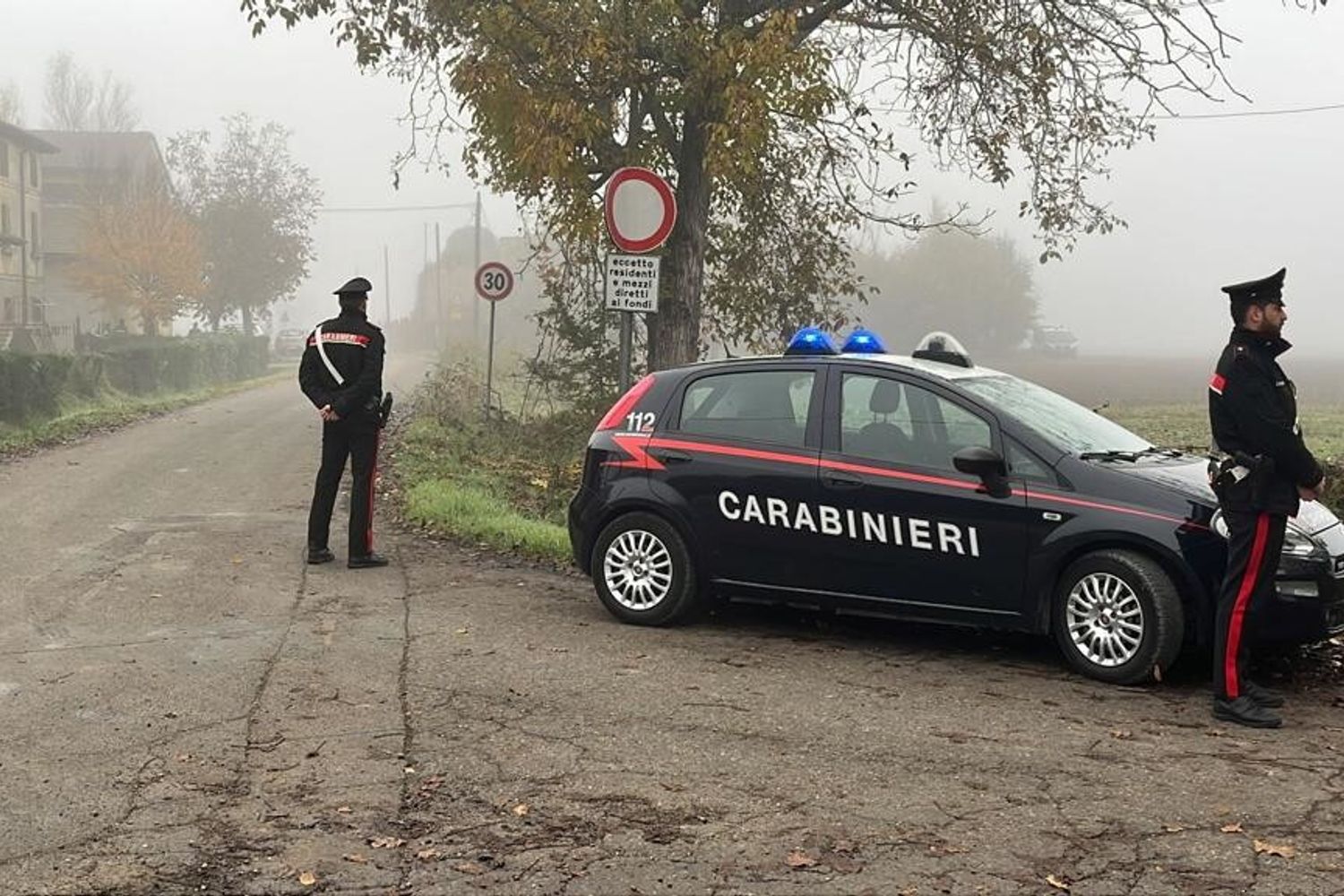 Auto dei carabinieri&nbsp;