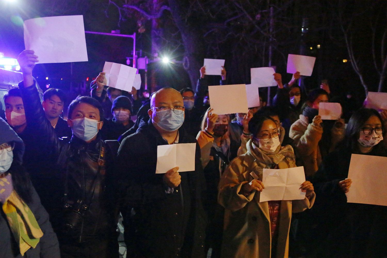 Proteste a Shanghai contro la politica 'zero covid'