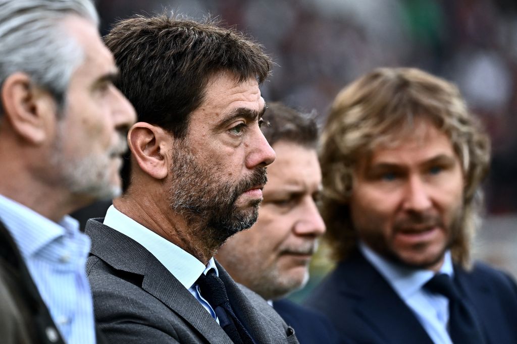 Andrea Agneli insieme ai manager della Juventus&nbsp;