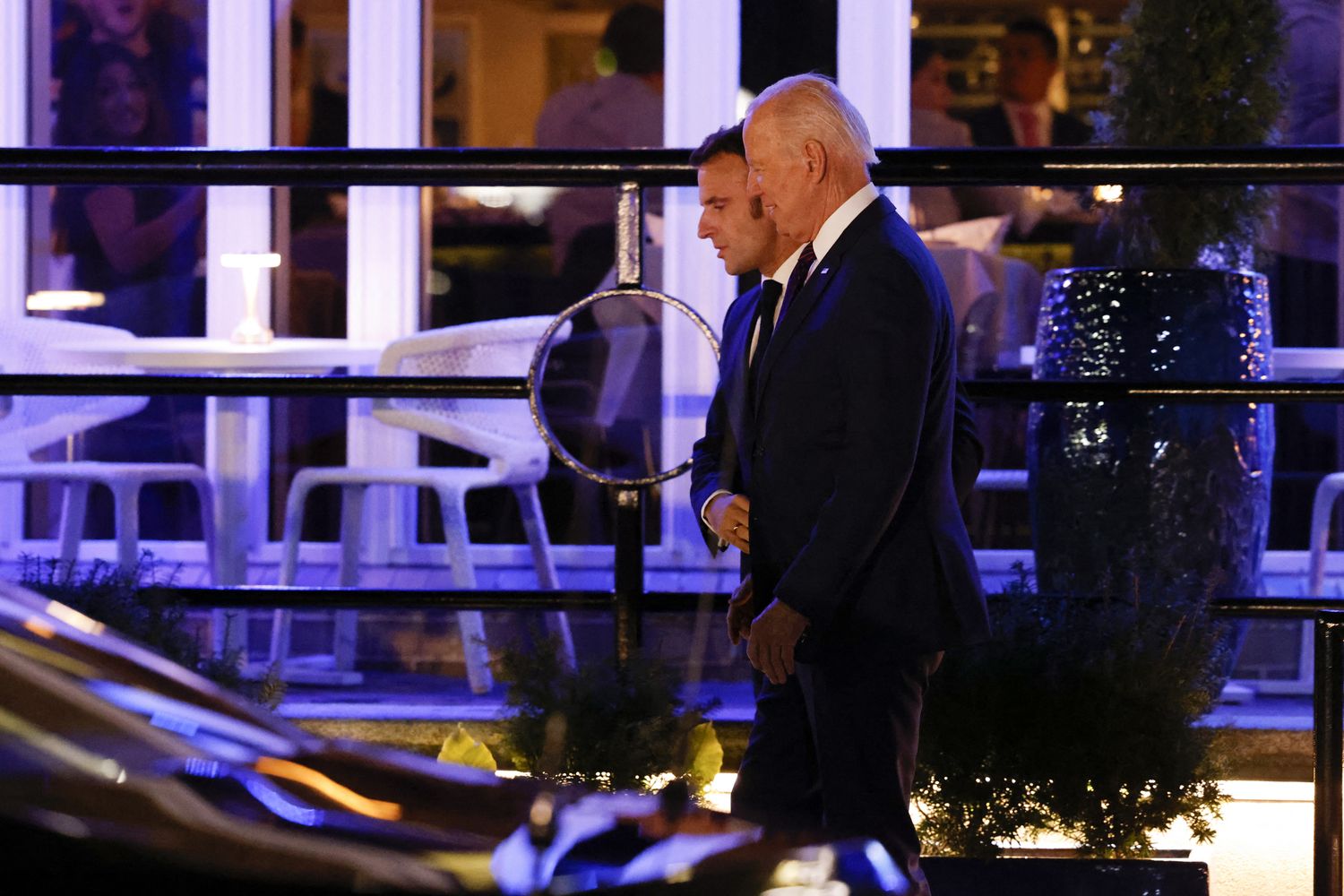 Joe Biden ed Emmanuel Macron