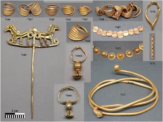 Ori del tesoro di Poliochni, oggi presso il Museo Nazionale di Atene