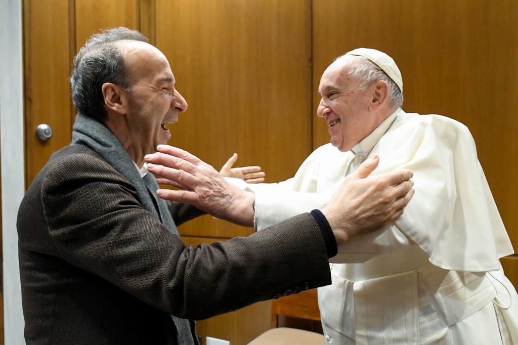 Il papa incontra Roberto Benigni&nbsp;