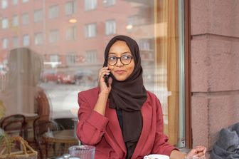 Una donna con il Hijab