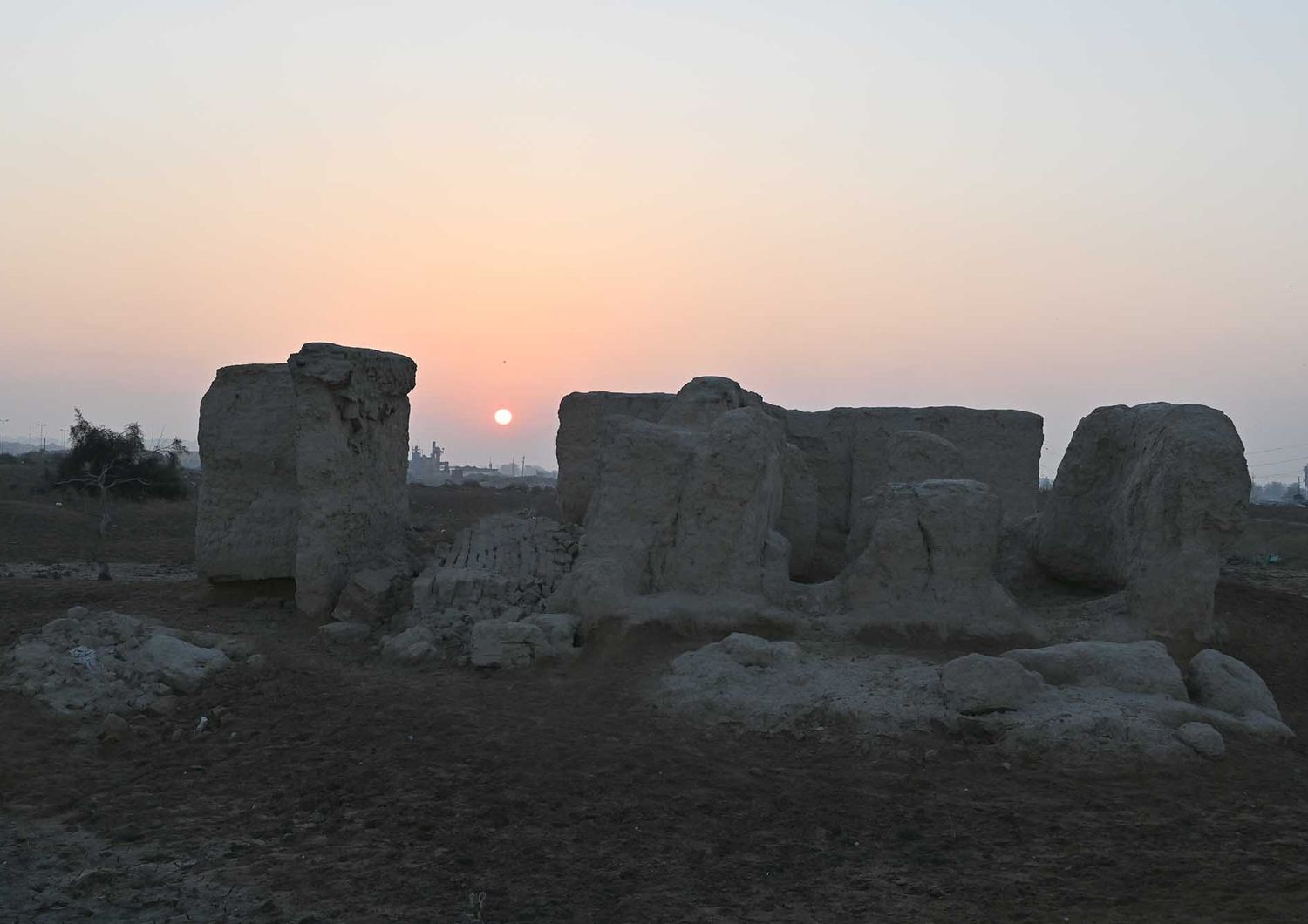 archeologia impero hammurabi scoperta porta monumentale