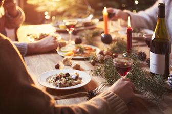 Una tavola imbandita per Natale