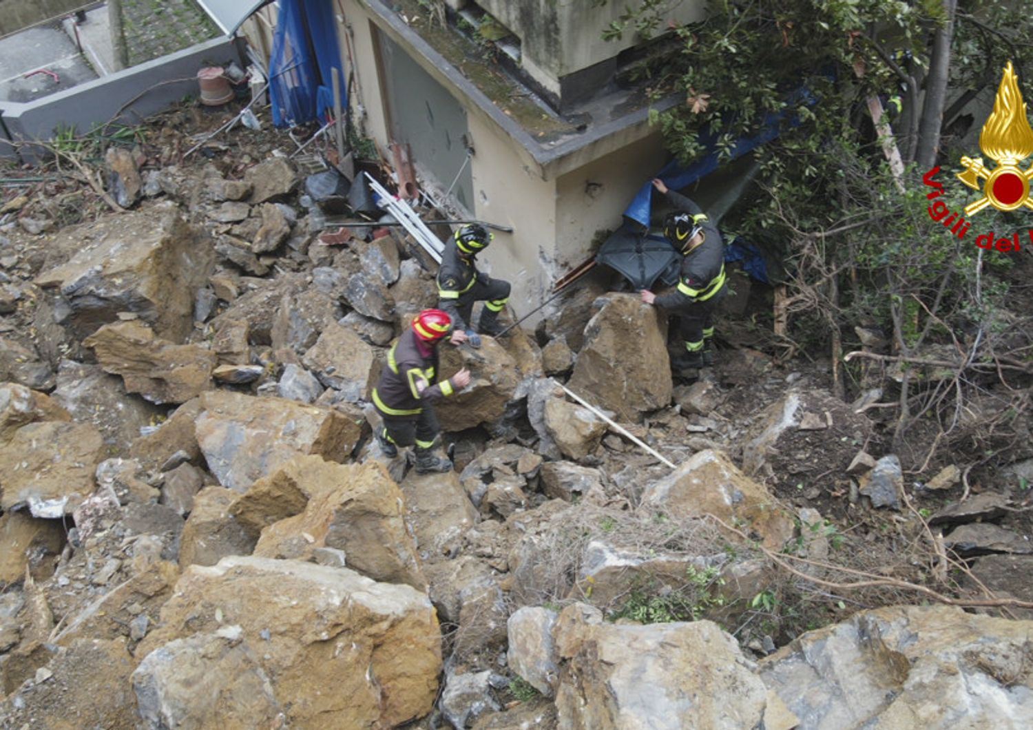 frana genova 46 persone evacuate