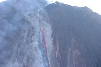 Colata di lava sulla Sciara del Fuoco, Stromboli
