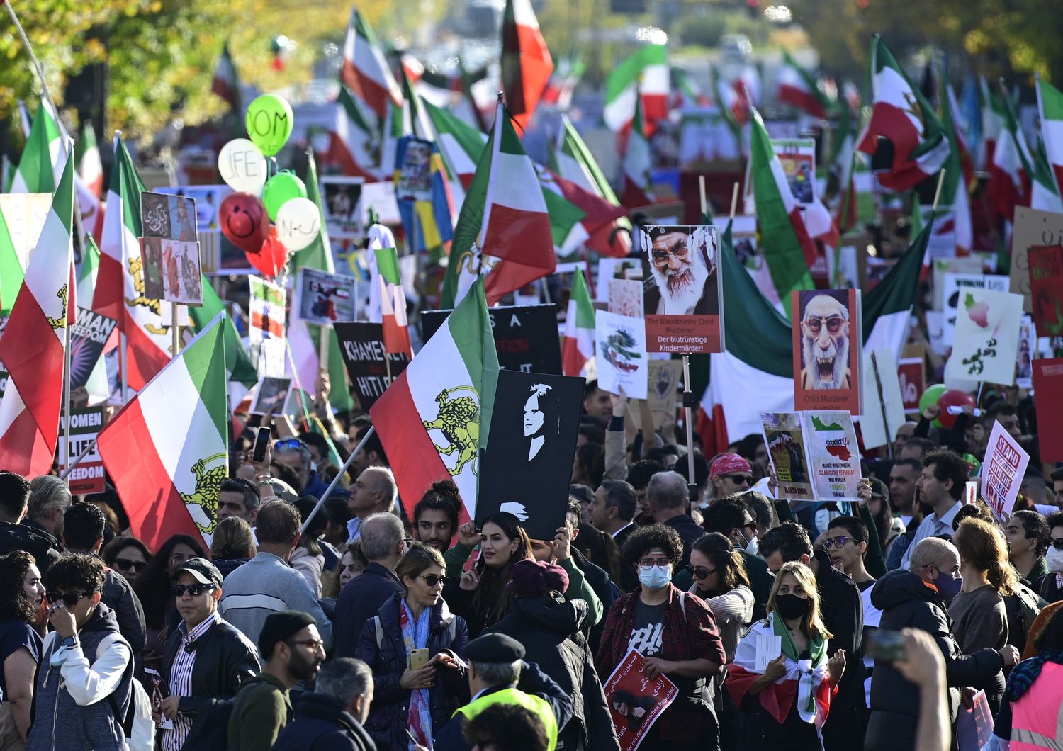Proteste a Berlino a sostegno dei manifestanti iraniani&nbsp;
