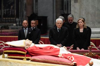 Il presidente Mattarella alle esequie del Papa Emerito&nbsp;