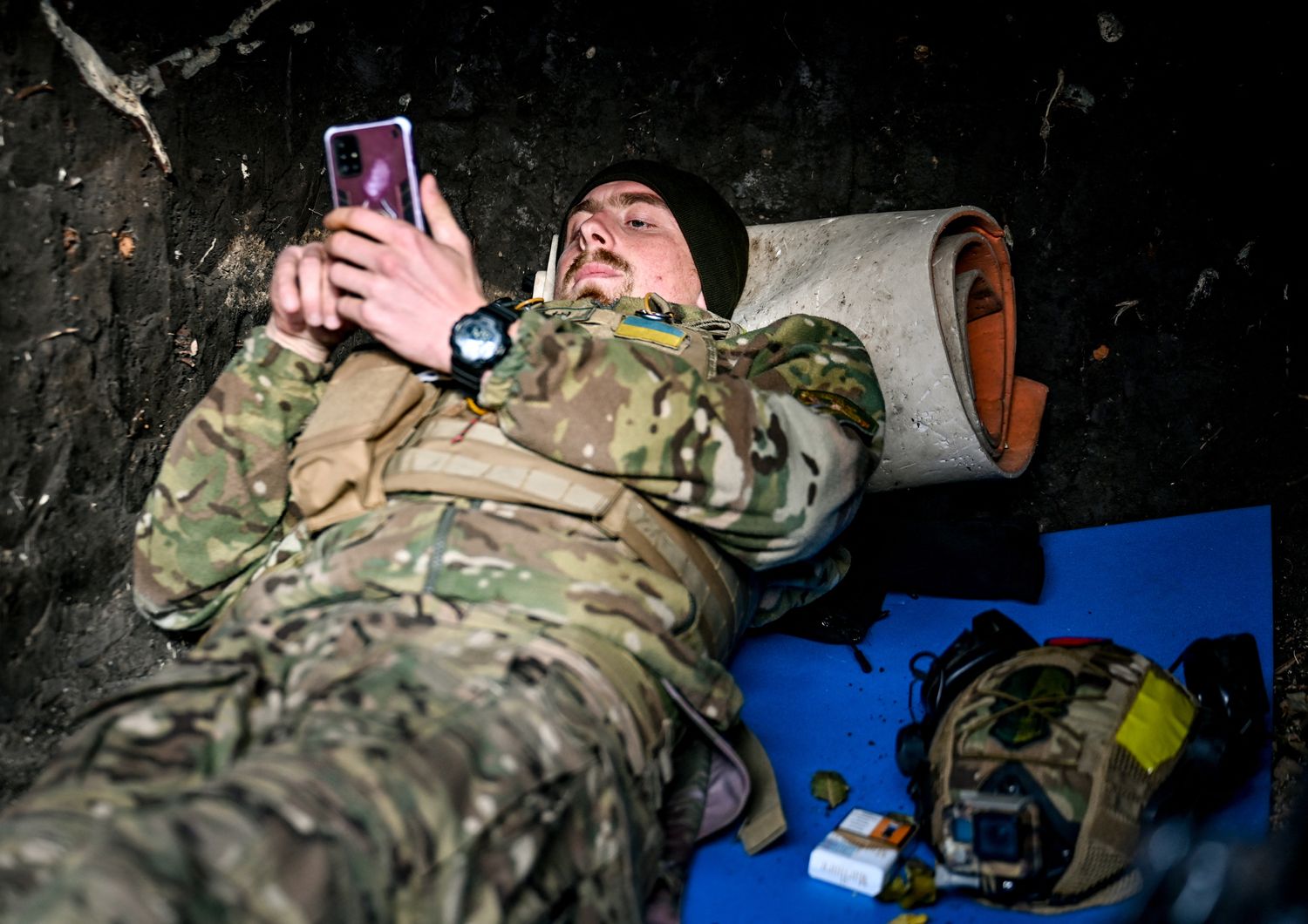 Un soldato al fronte ucraino