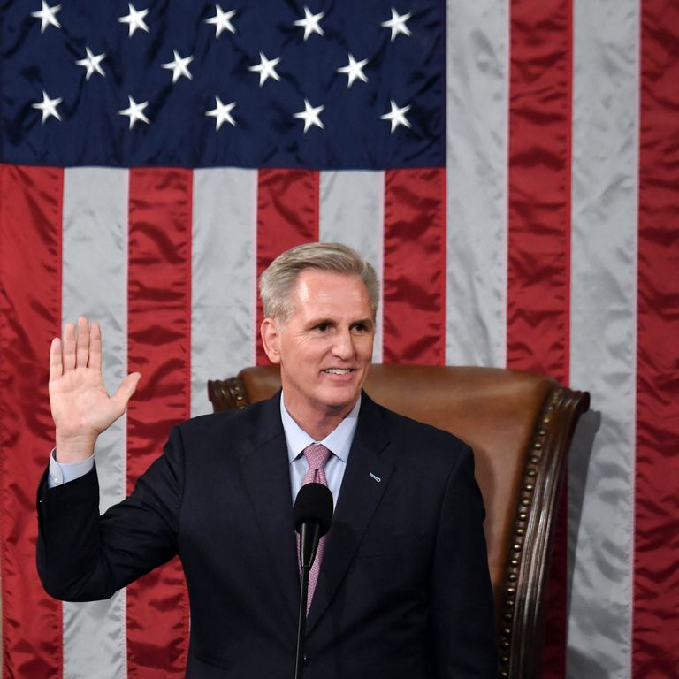 Kevin McCarthy giura come speaker della Camera