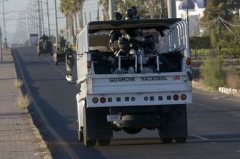 L'esercito messicano in strada dopo l'arresto di Ovidio Guzman &nbsp;