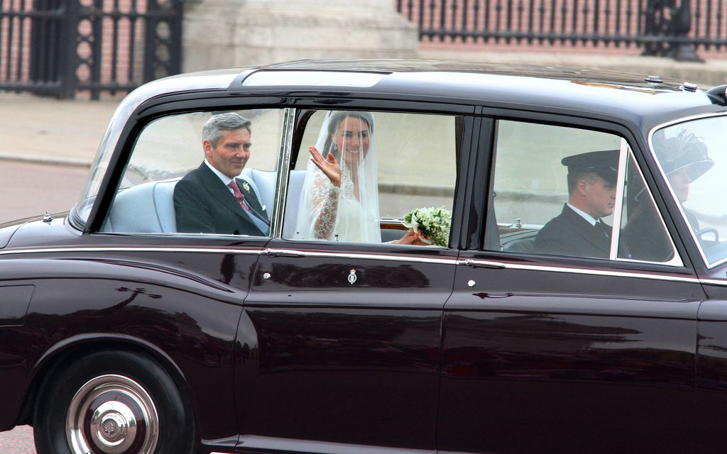 Kate Middleton nel giorno del suo matrimonio a bordo della RR Phantom VI del 1978&nbsp;