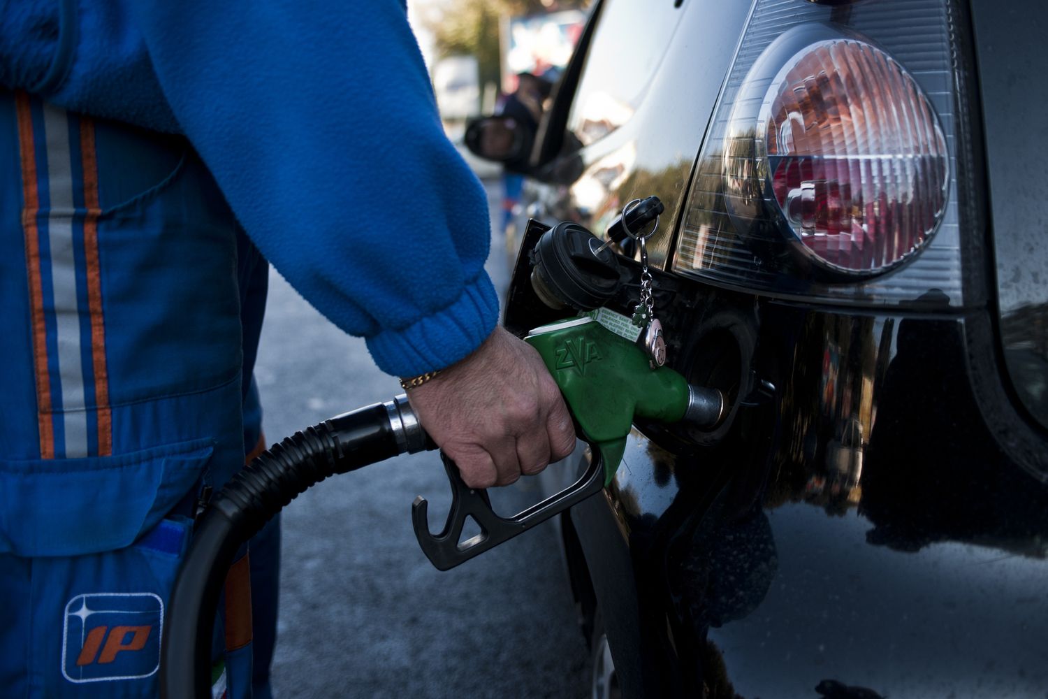 Benzinai in azione a Roma