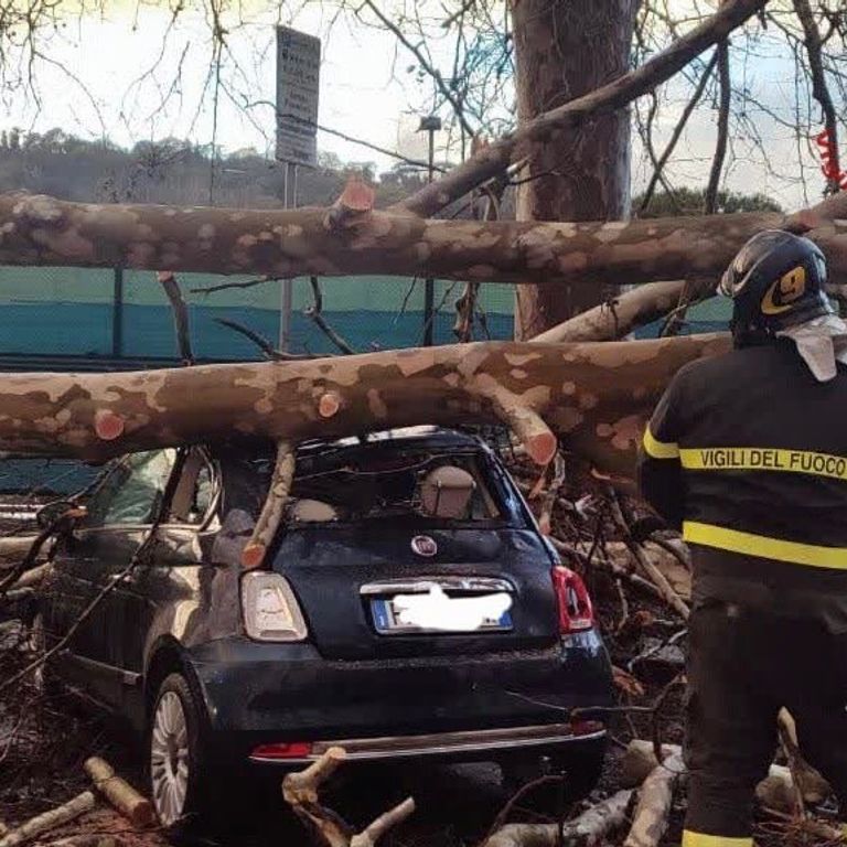 Danni a Valmontone per il passaggio di una tromba d&rsquo;aria