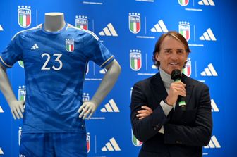 Roberto Mancini, nuova maglia nazinale