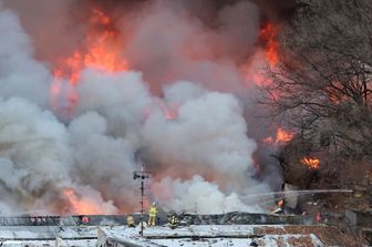 L'incendio che ha devastato la bidonville di Seul