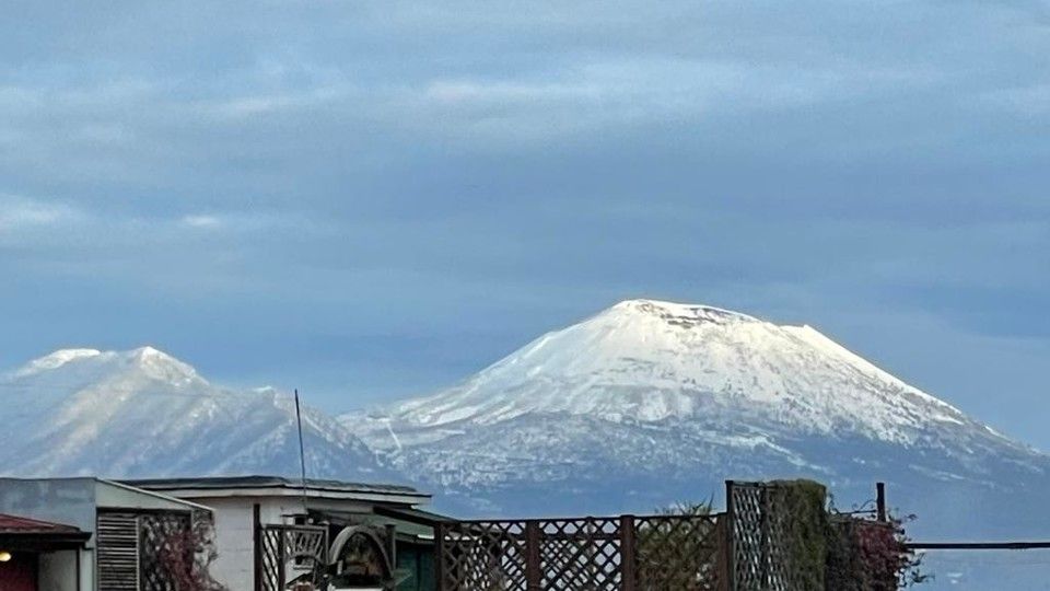 Neve sul Vesuvio