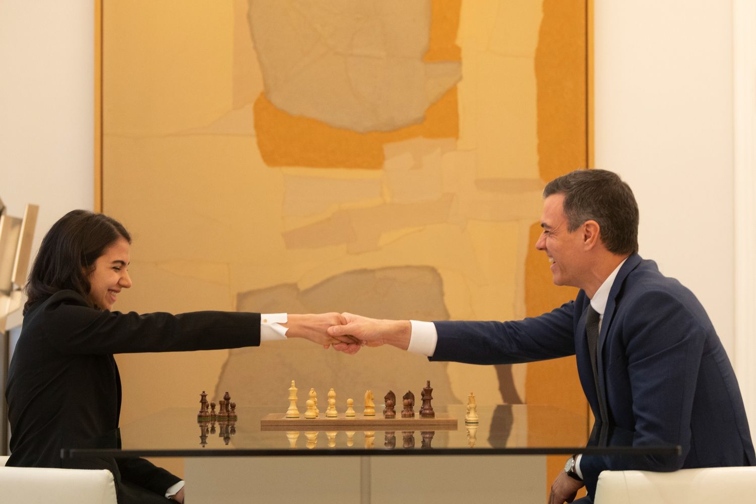 Pedro Sanchez, Sara Khadem