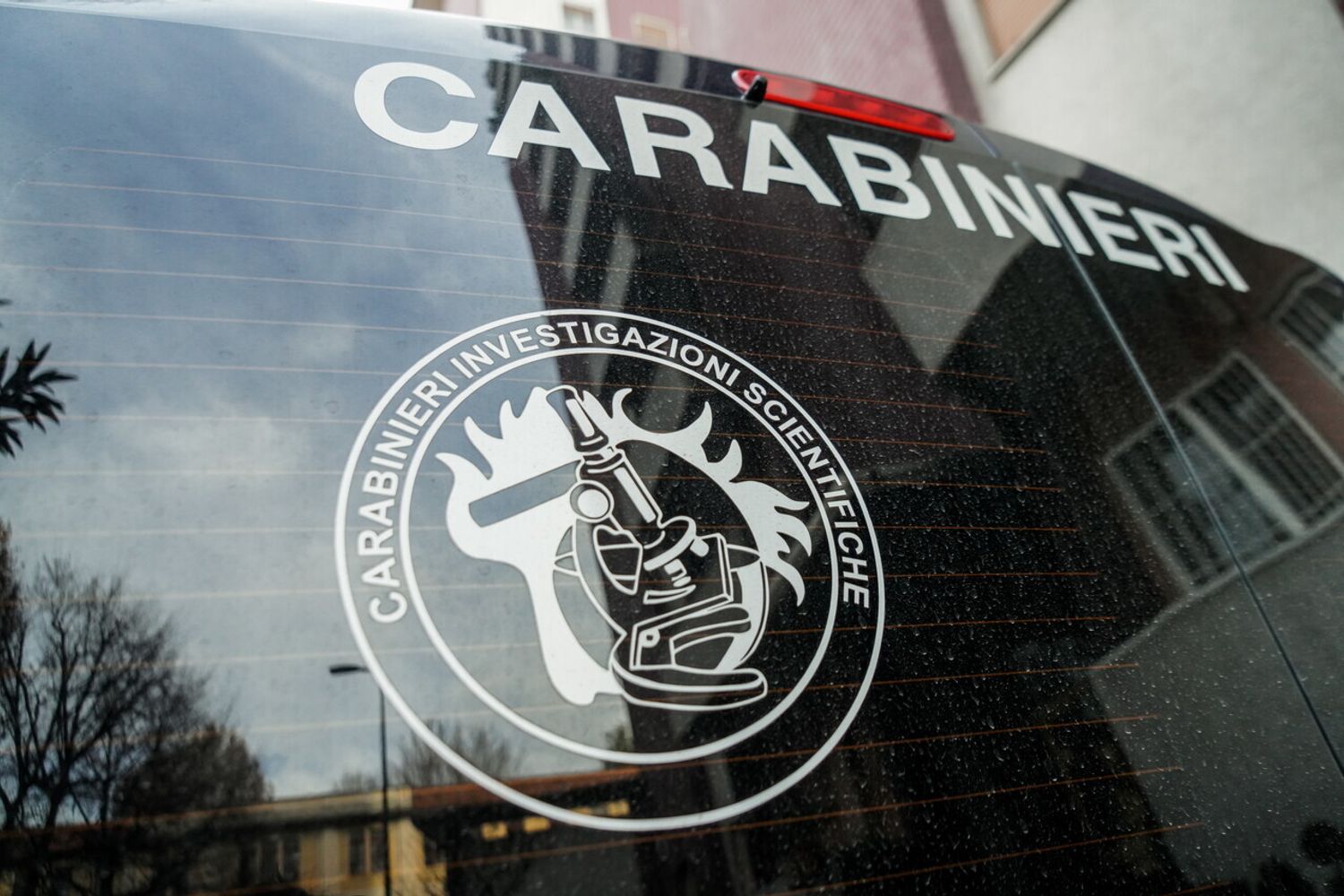 Un'auto dei carabinieri &nbsp;