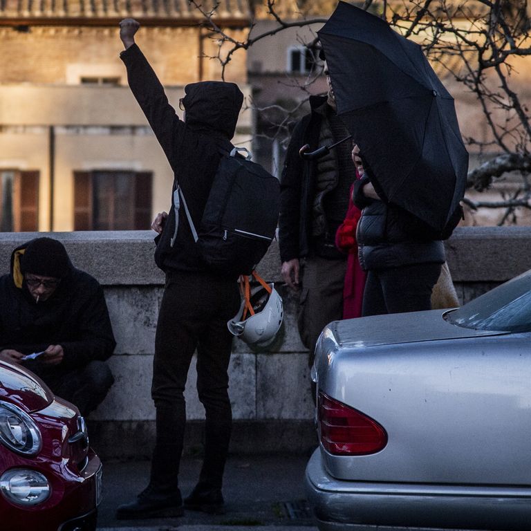 Gli anarchici protestano contro il regime del 41bis per Cospito &nbsp;