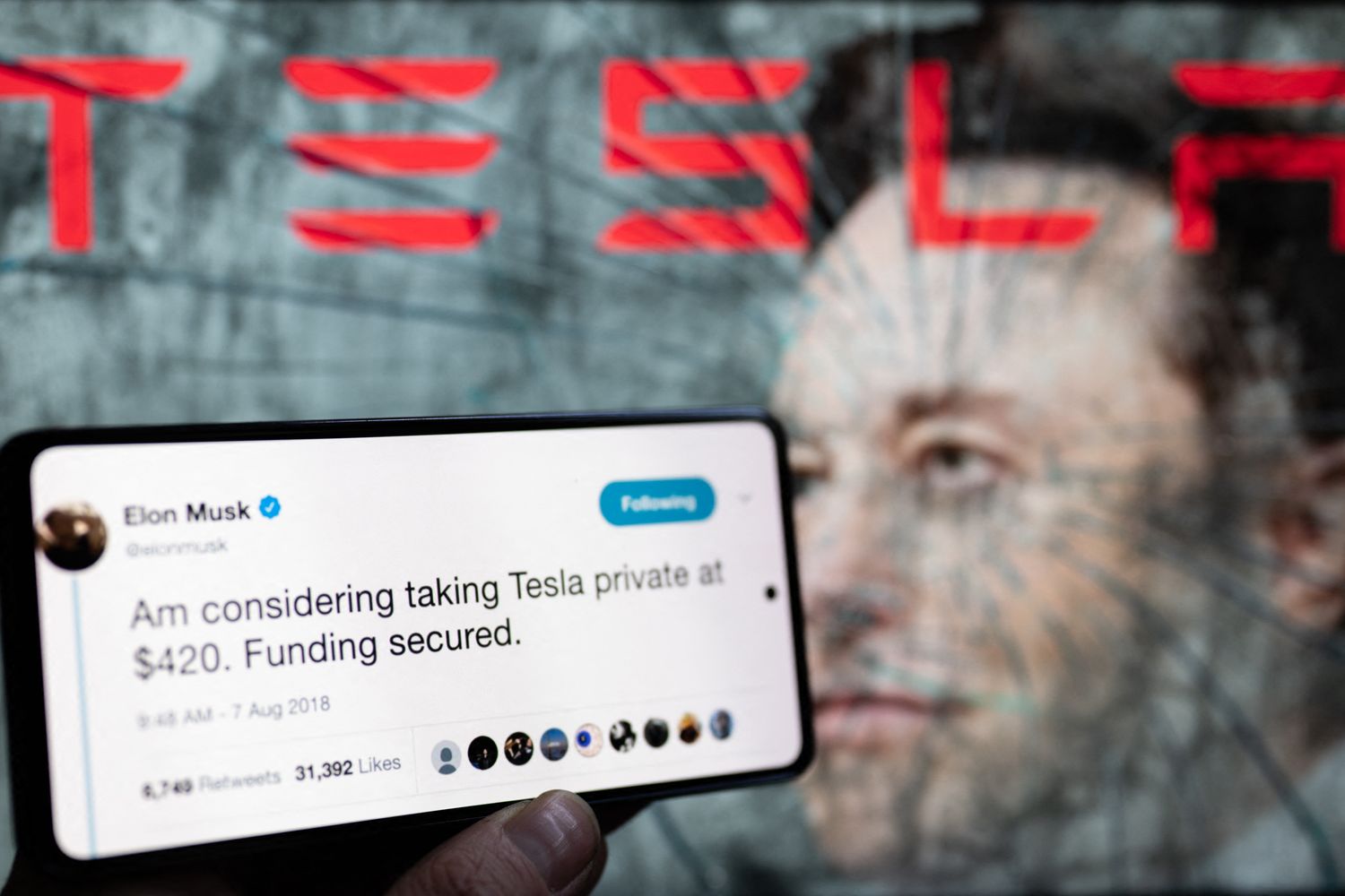 Tweet Musk su Tesla