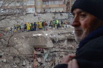 terremoto in turchia e siria migliaia vittime