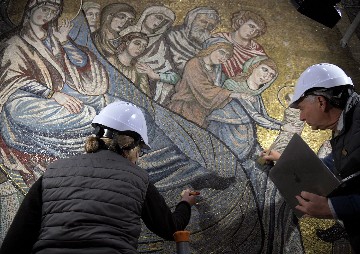 Iniziano i lavori di restauro dei mosaici del Battistero di Firenze