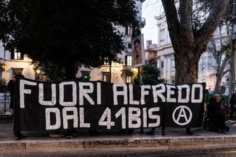 La manifestazione degli anarchici a Milano