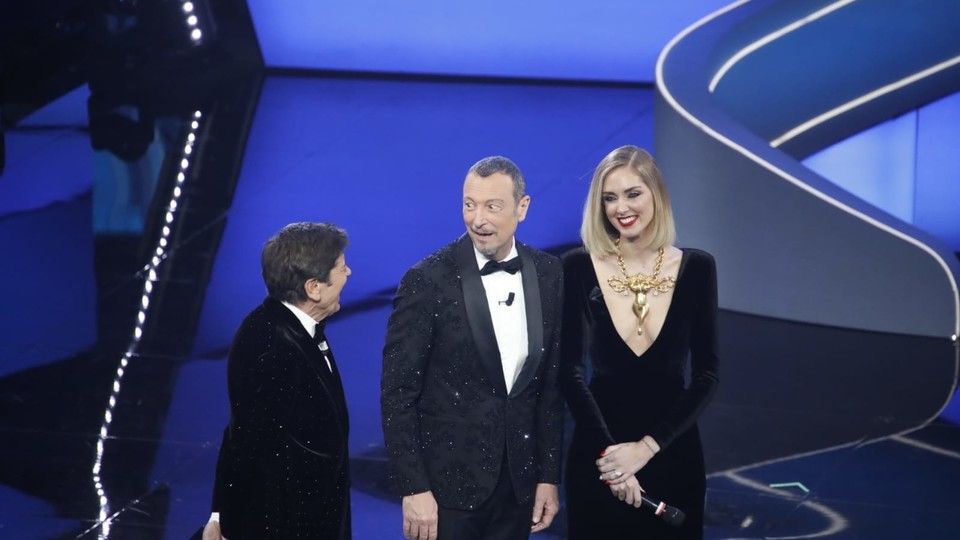 Chiara Ferragni con Amadeus e Gianni Morandi