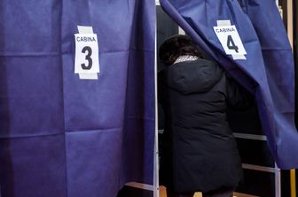 lazio e lombardia al voto candidati come si vota