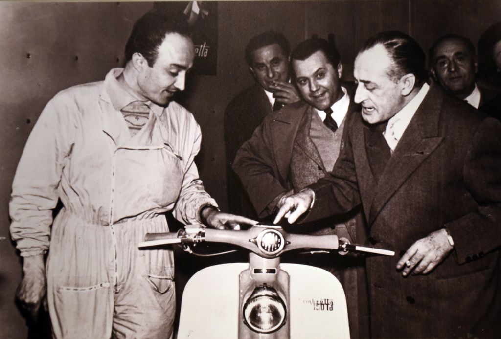 Antonio de Curtis &nbsp;