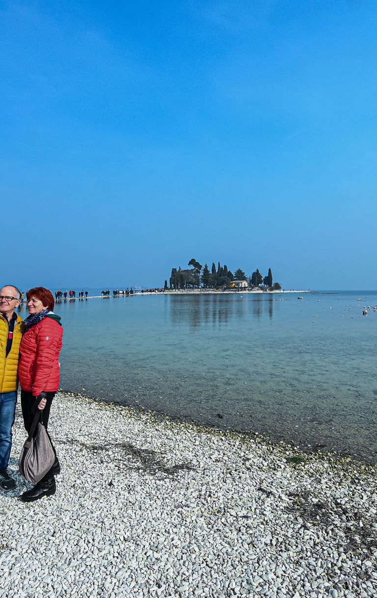 Il lago di Garda a secco