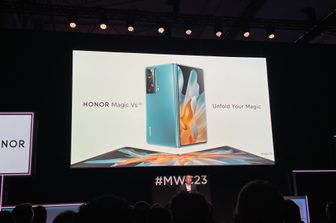 La presentazione del pieghevole di Honor al MWC di Barbara