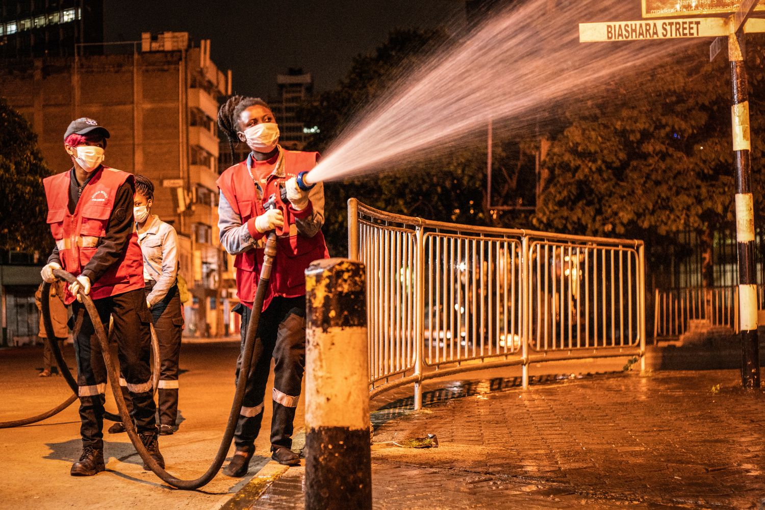 Vigili del fuoco in Kenya (immagine di repertorio)