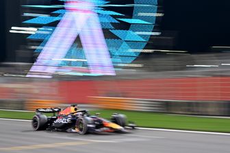 formula uno Verstappen domina in Bahrain dietro Perez e Alonso