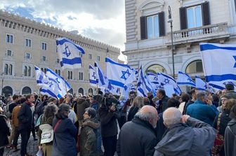 &nbsp;
Italia israele netanyahu dimettiti la protesta a roma
&nbsp;
