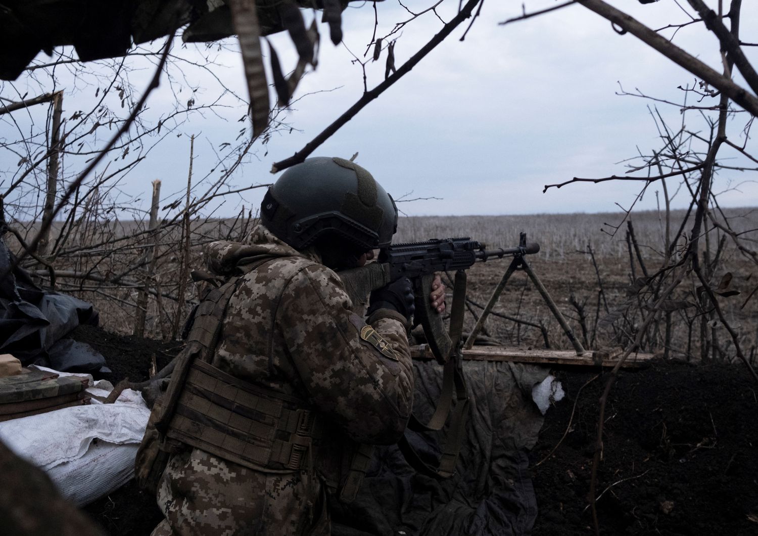 Soldato ucraino sul fronte di Bakhmut