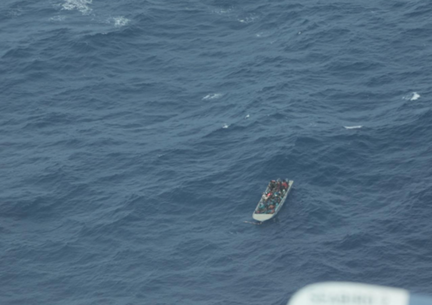 &nbsp;Il barchino con 47 migranti poi naufragato