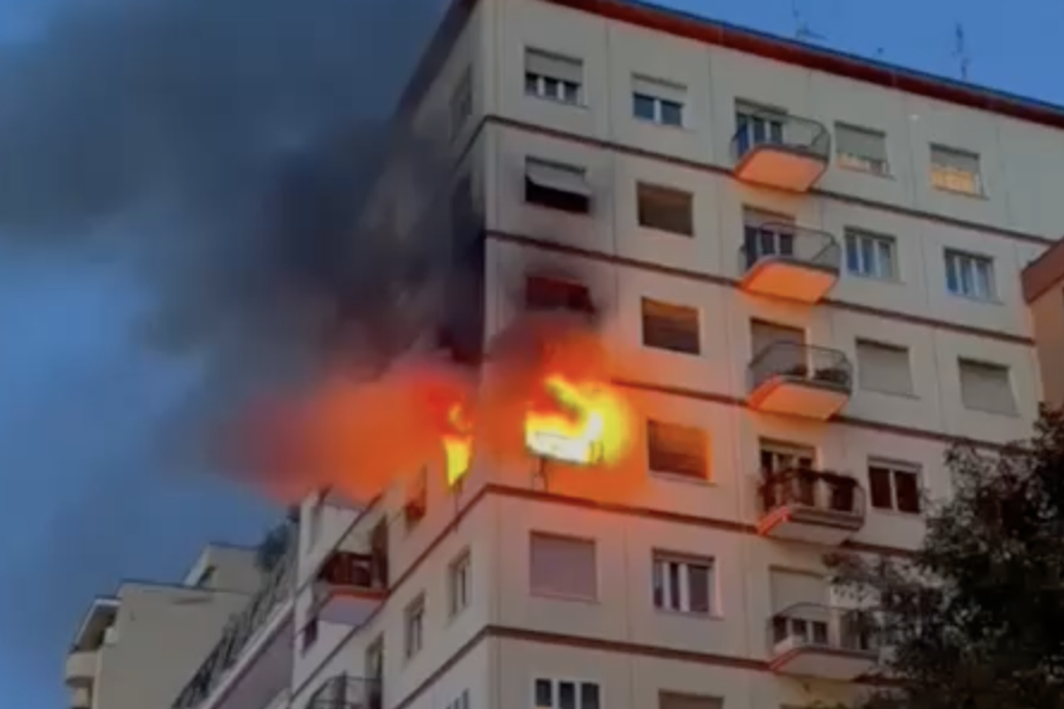 Incendio palazzo al Flaminio, Roma