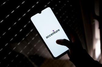 accenture licenzia migliaia di lavoratori