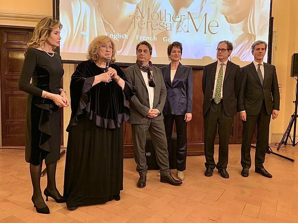 Da sinistra: Maria Pia Ruspoli, Liana Marabini, Kamal Musale, Jacqueline Fritschi-Cornaz e Thierry Cagianut &nbsp;