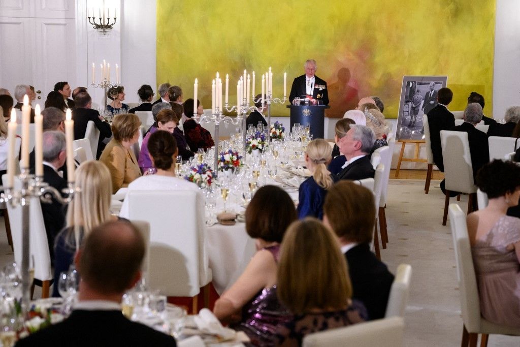 La cena ufficiale nel castello di Bellevue