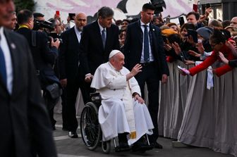 i mali del papa dalle dicerie alle pubblihce confessioni