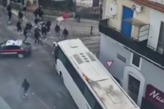 &nbsp;Gli scontri da tifosi di Paganese e Casertana