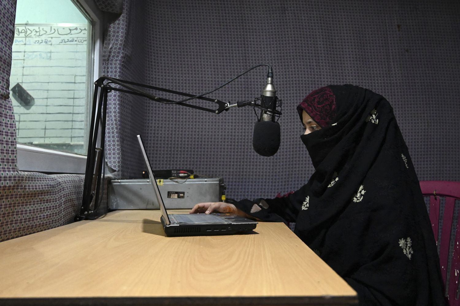 Stazione radiofonica in Afghanistan