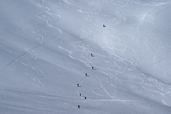 Scialpinisti nelle Alpi