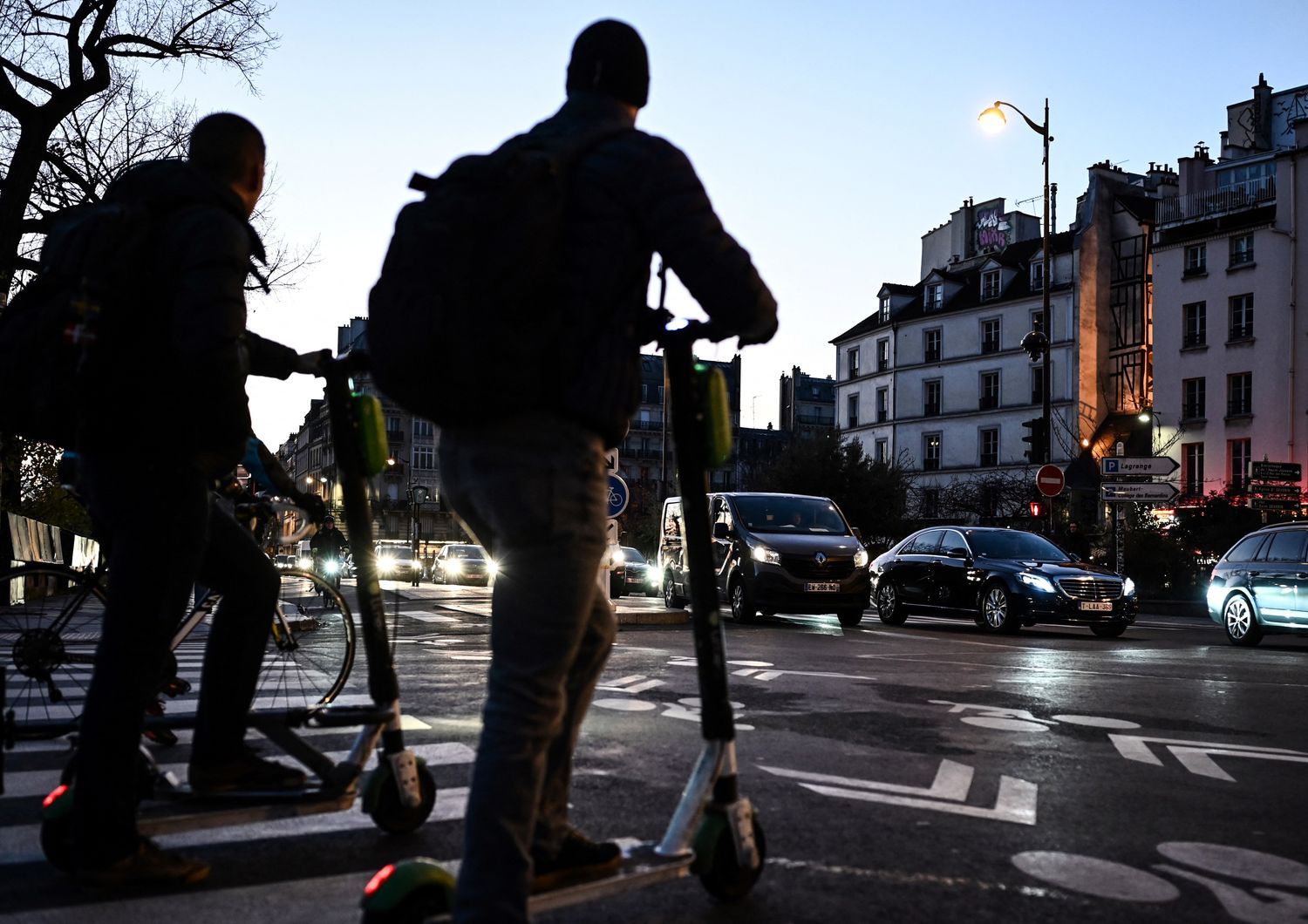 parigi stop monopattini da 1 settembre