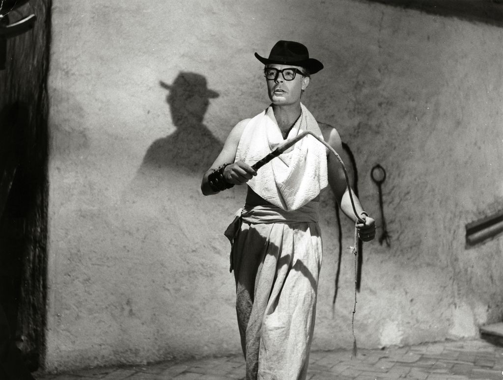 Marcello Mastroianni in una scena di '8 1/2'