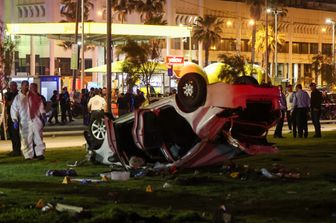 L'auto utilizzata dall'attentatore di Tel Aviv